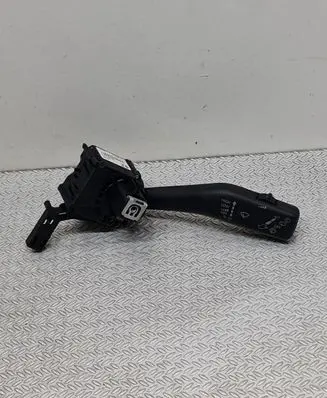 Volkswagen Golf VI Wiper control stalk 1K0953519H 01203514 20351492181487