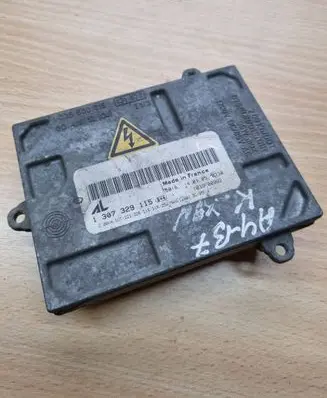 Audi A4 S4 B7 8E 8H Headlight ballast module Xenon 1307329115 1035500015