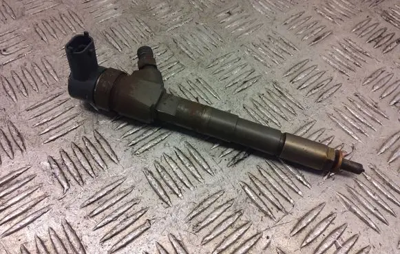Fiat 500X Fuel injector 0445110524