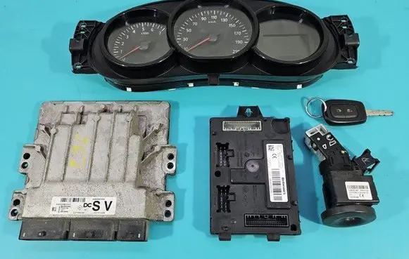 Dacia Dokker Engine control unit/module ECU 237104412S IMPRK1487170