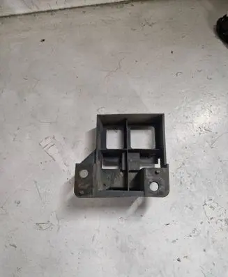 Volkswagen Crafter Front bumper mounting bracket A9068850163
