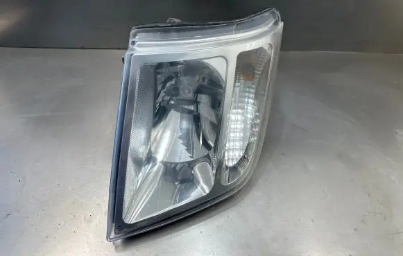 Ford Connect Headlight/headlamp 2T1413006AE 03913099900000 0350399900000003