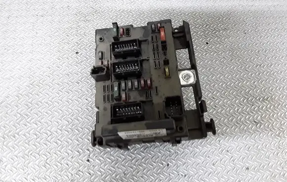 Peugeot 307 Comfort/convenience module 9650664080