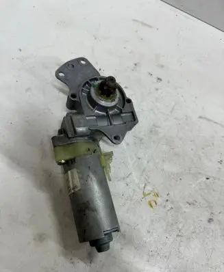 Audi A6 S6 C5 4B Seat adjustment motor 3B0959761AF 1022198647112 230320041