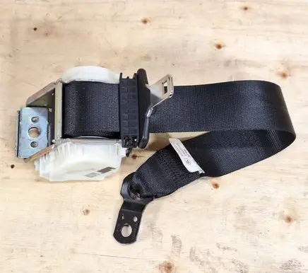 BMW X3 E83 Rear seatbelt 3448361 33061260B 33054574