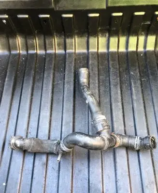 Land Rover Range Rover Sport L494 Engine coolant pipe/hose CPLA8584CA CPLA8260CD