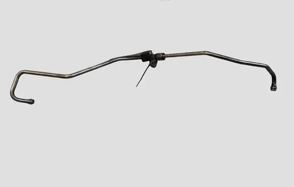 Volkswagen PASSAT B6 Fuel line pipe
