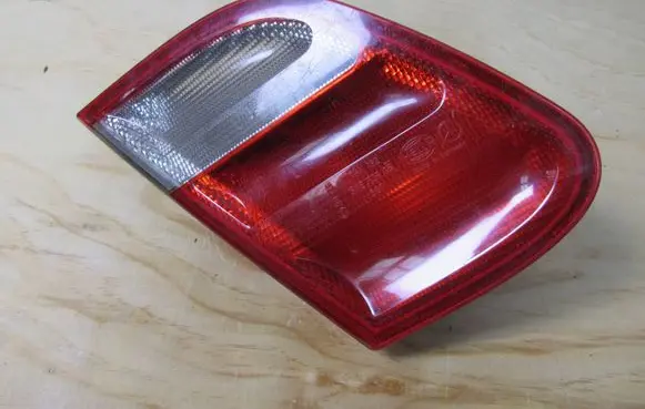 Mercedes-Benz CLK A208 C208 Tailgate rear/tail lights A2088200764