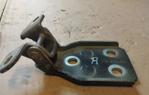 Front door upper hinge