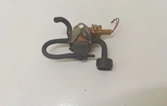 Mercedes-Benz S W220 Turbo solenoid valve 52793101