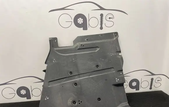 BMW 3 G20 G21 Fuel tank bottom protection 7435570 BBP225501 18331210