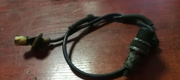 BMW 5 E34 ABS brake wheel speed sensor 1181839
