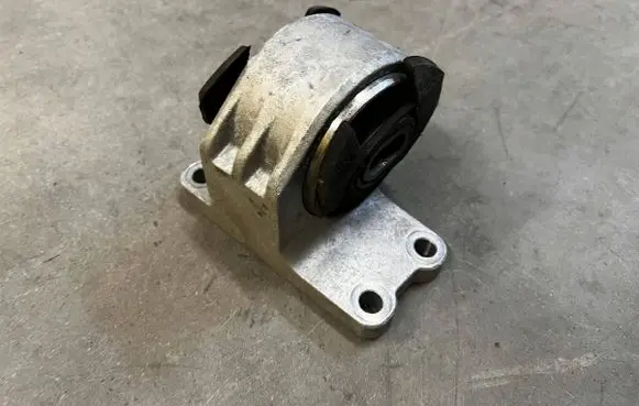 Land Rover Discovery 5 Engine mount vacuum valve HPLA6068AC