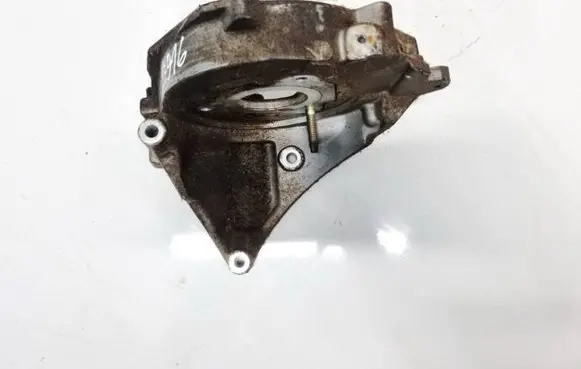 Peugeot 307 Engine mounting bracket 96389217