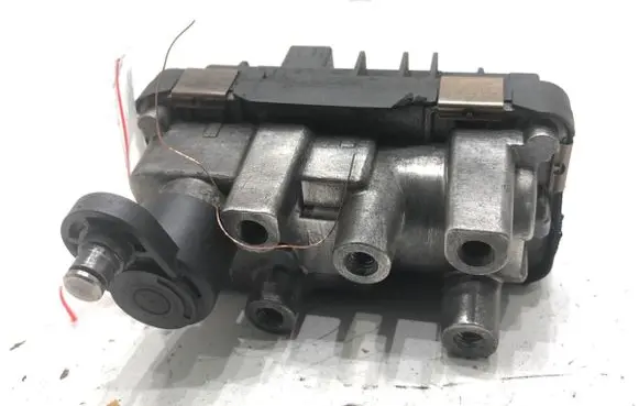 BMW 5 F10 F11 Turbo charger electric actuator 