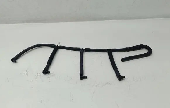 Audi A4 S4 B8 8K Fuel return line/hose 1928301101