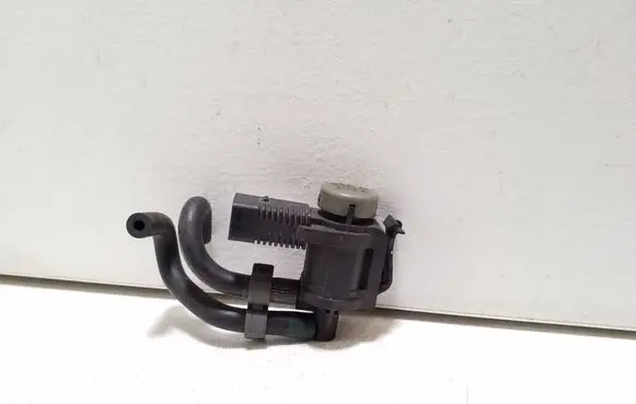Audi A6 S6 C6 4F Turbo solenoid valve 1J0906283C