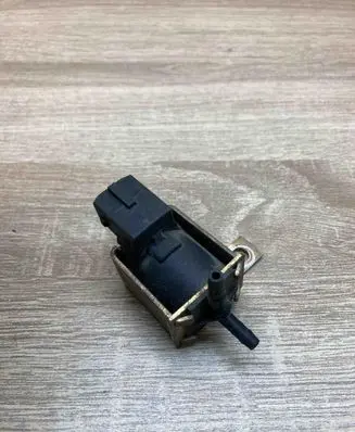 Audi A3 S3 8L Turbo solenoid valve 028906283 72169313