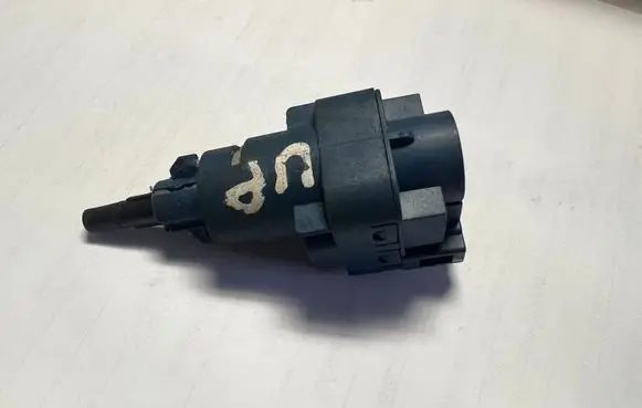 Volkswagen Up Brake pedal sensor switch 6Q0927189