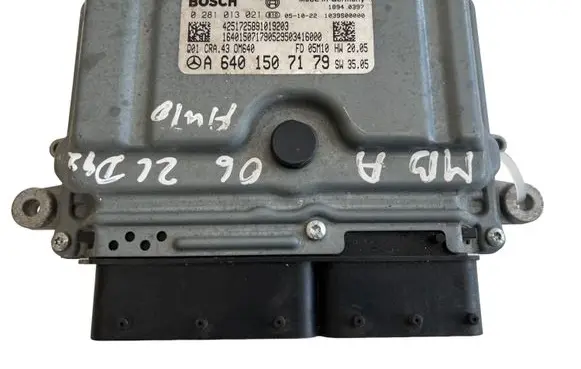Mercedes-Benz A W169 Engine control unit/module A6401507179 0281013021 1039S00000