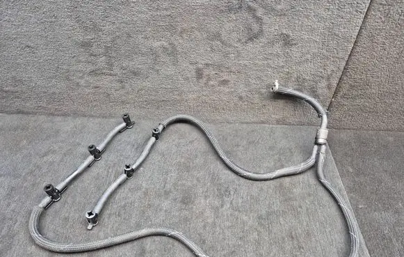 Audi A7 S7 4G Fuel return line/hose 059130218AM 059130218AS