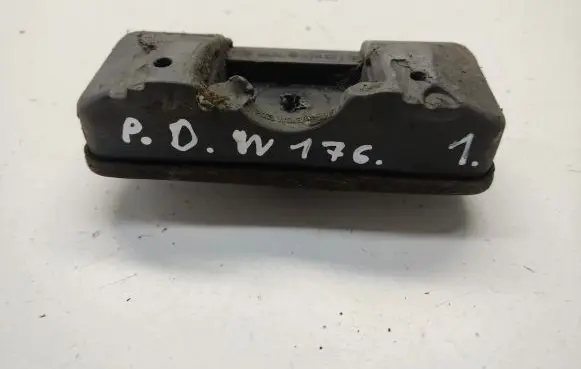 Mercedes-Benz A W176 Jacking socket point A0029989150
