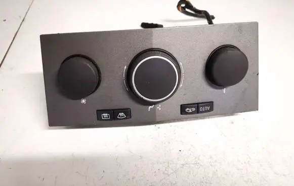 Opel Zafira B Climate control unit 13245114