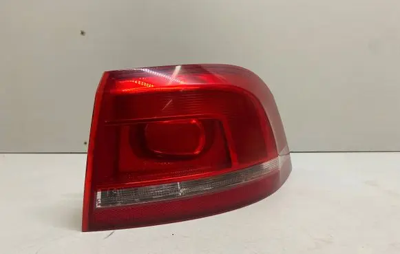Volkswagen PASSAT B7 Rear/tail lights 3AF945096C 605002