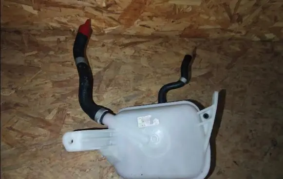 KIA Picanto Coolant expansion tank/reservoir 25430F3300