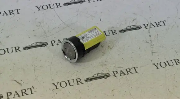 Toyota Auris 150 Engine start stop button switch 15A854