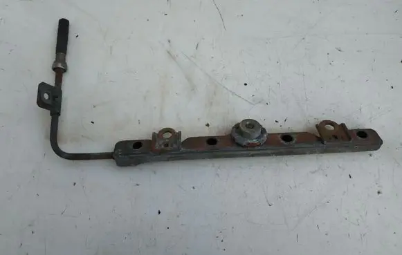 Toyota Avensis T250 Fuel main line pipe