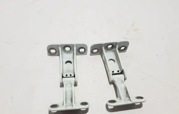 Renault Kangoo III Loading door upper hinge 904003694R
