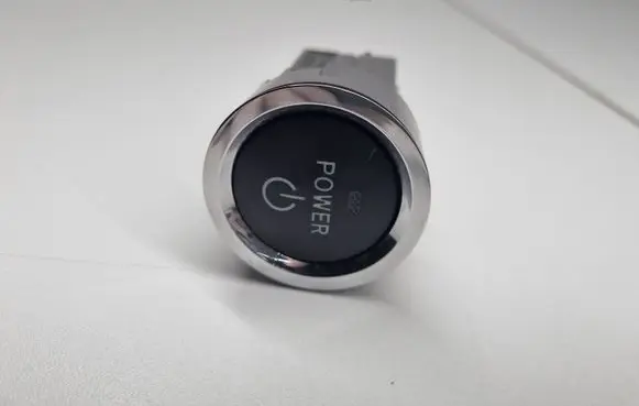 Toyota Prius (XW30) Engine start stop button switch 2005DJ0924 018J9D30136 15A8544