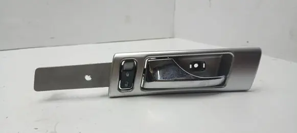 Chrysler Pacifica Rear door interior handle LPM000001645