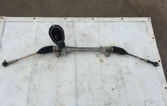 Toyota Yaris Steering rack 50071