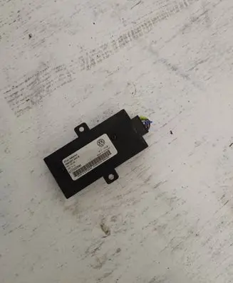 Volkswagen PASSAT B6 iPod connector socket 000051444k