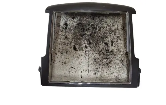 KIA Sorento Radio/GPS head unit trim 