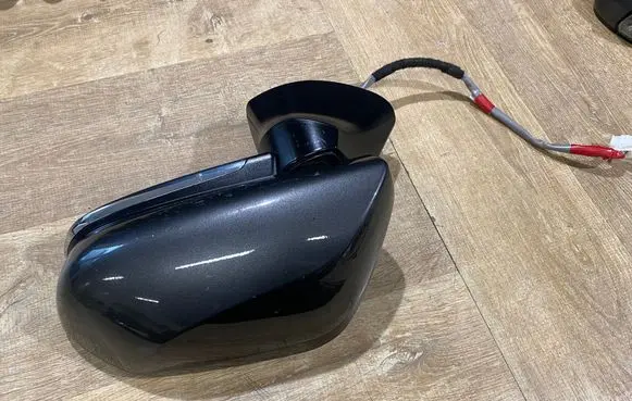 Toyota Camry VIII XV70 Front door wing mirror part 