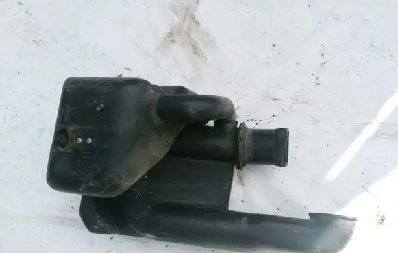 Mazda 323 F Air intake hose/pipe