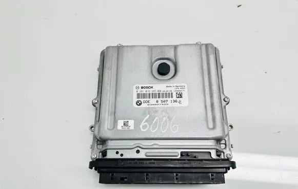 BMW 3 E90 E91 Engine control unit/module 0281016285 8507136 030027425