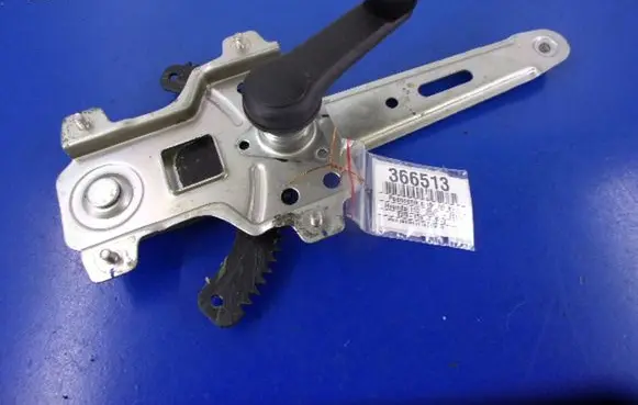 Hyundai i10 Rear door window regulator with motor 83401-0X000