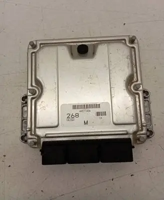 Mitsubishi Carisma Engine control unit/module 0281010437 8200296435 8200142442