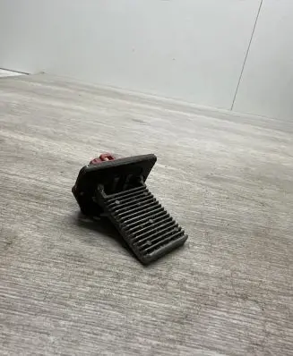 Hyundai H-1, Starex, Satellite Heater blower motor/fan resistor 4A67