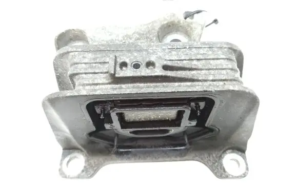 Opel Movano B Engine mount bracket 112108180 112108180P
