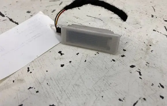 BMW 4 F32 F33 Glove box light 6972605
