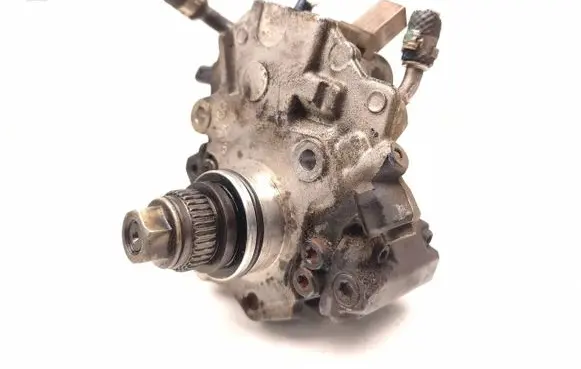 Mercedes-Benz Sprinter W906 Fuel injection high pressure pump A6510702601 28447439
