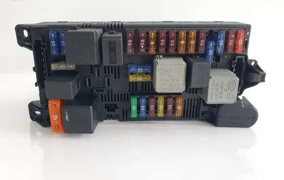 Mercedes-Benz E W211 Fuse module 2115453901