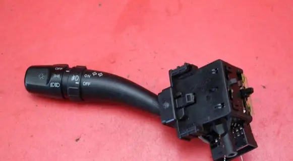 Hyundai Sonata Headlight wiper switch 3613M0