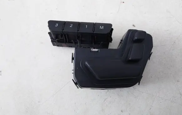Mercedes-Benz E W212 Seat control switch A2128700710 2128700710