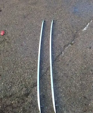 Audi A4 S4 B8 8K Roof bar rail